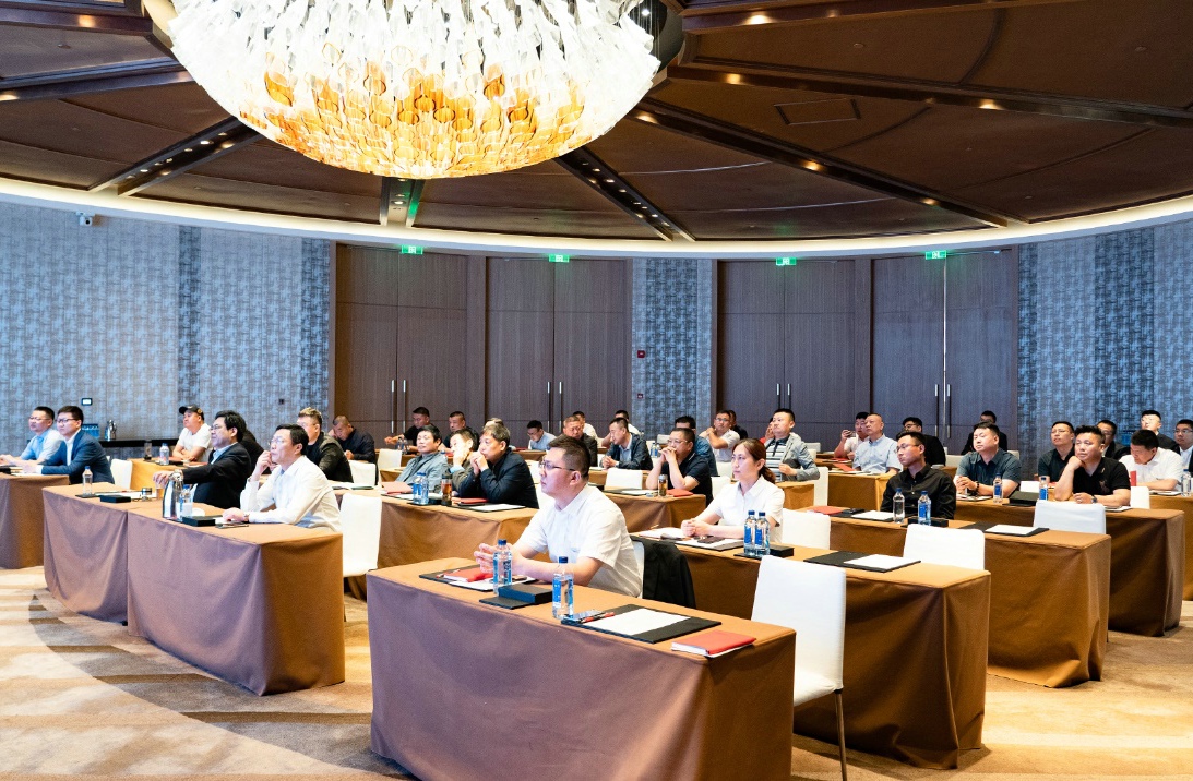 不忘(wàng)初心,蓄力突破——草莓视频ios成山商用車經銷商會議西安站召開